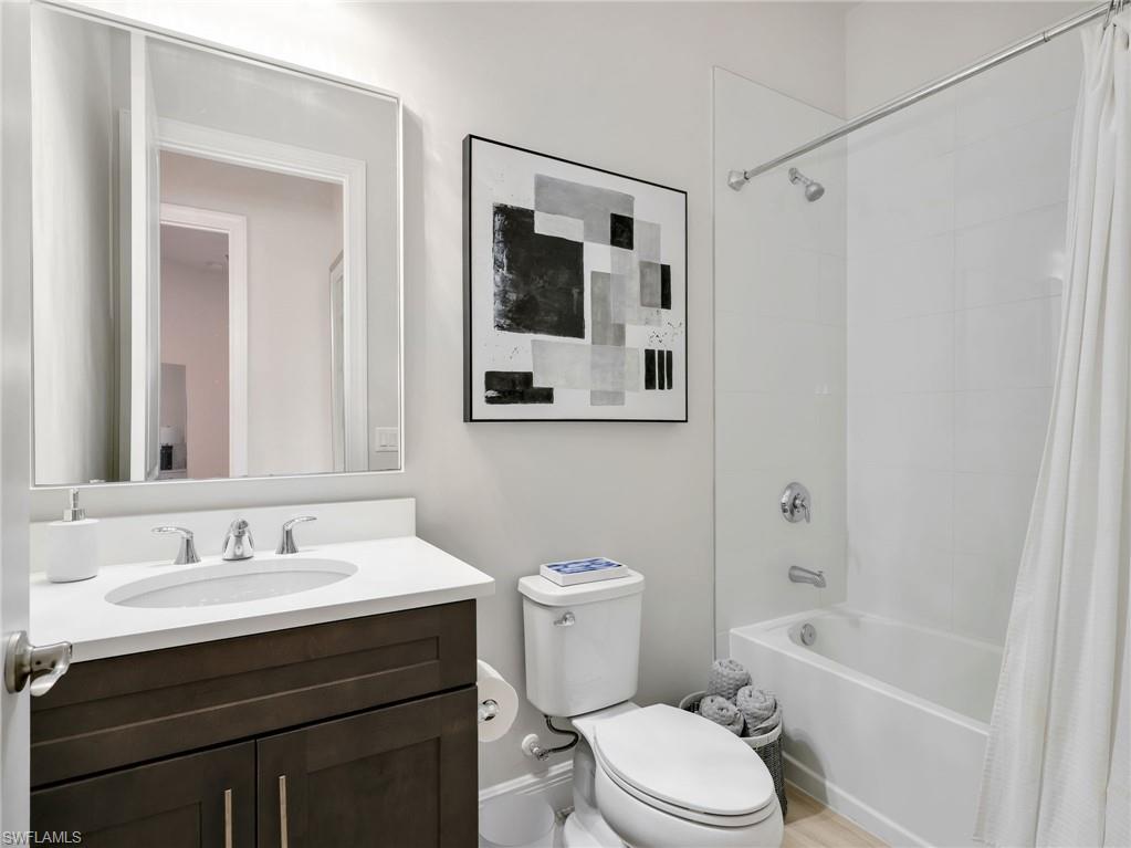 9040 Saint Lucia DR photo 29