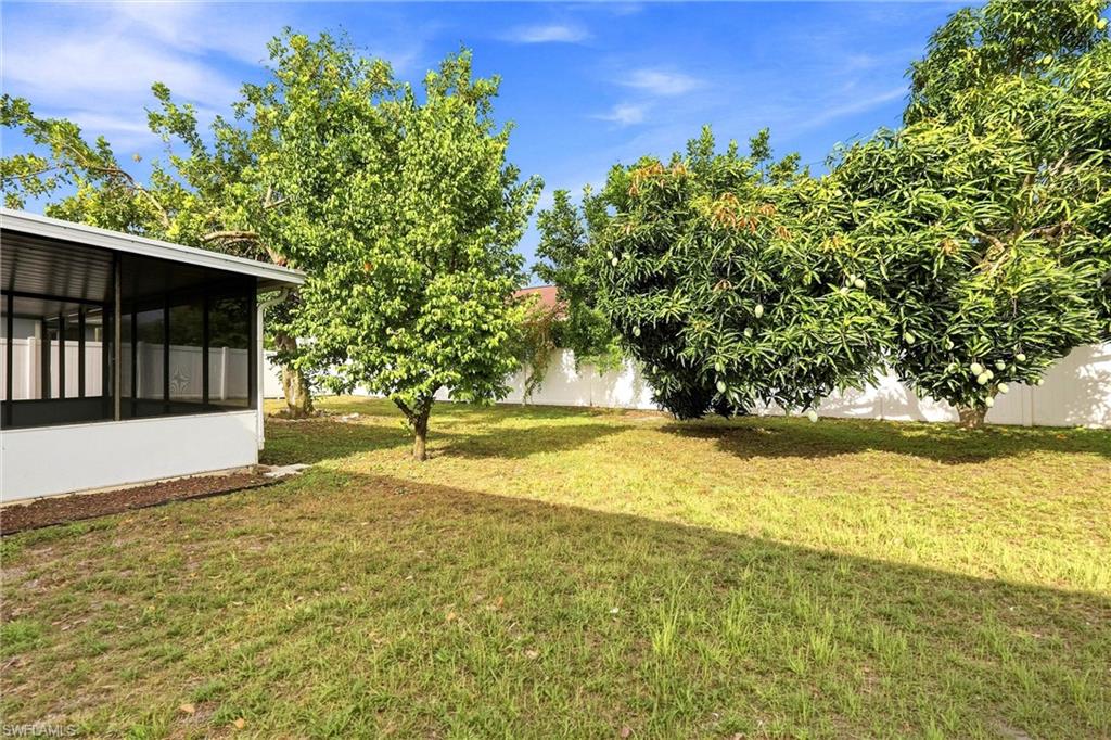 18500 Sarasota RD photo 10