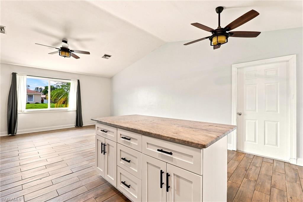 18500 Sarasota RD photo 15