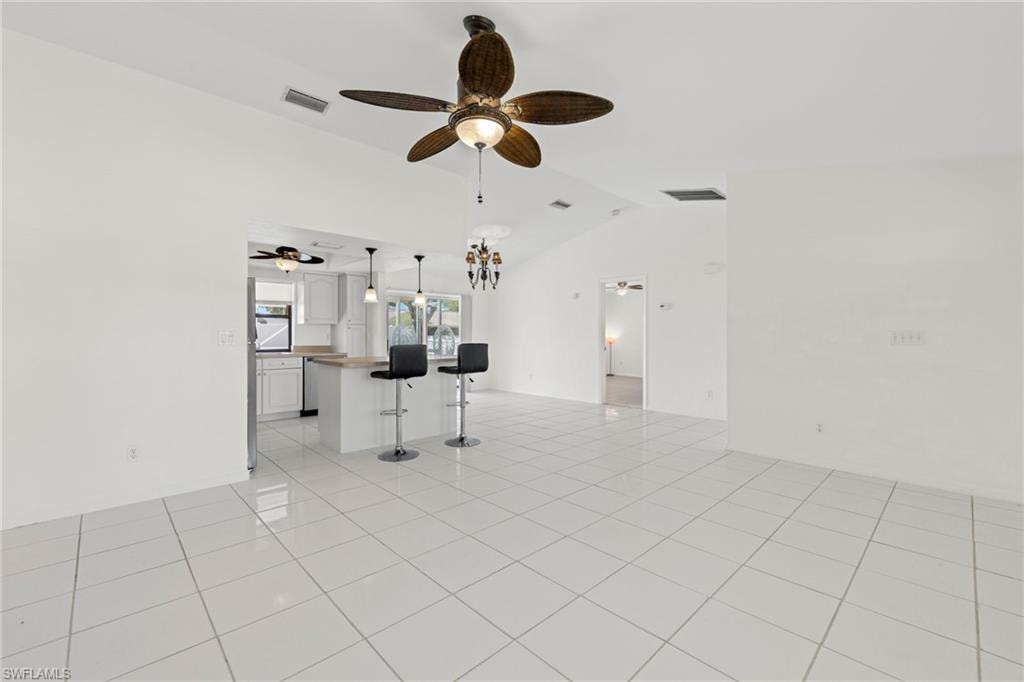 1944 Country Club BLVD