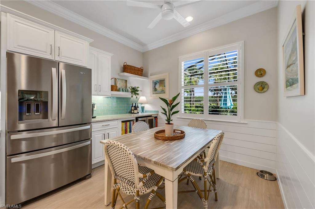 9343 Fieldstone LN photo 12