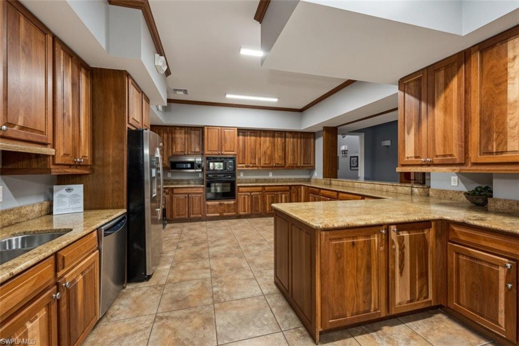 6081 Silver King BLVD 202 photo 46
