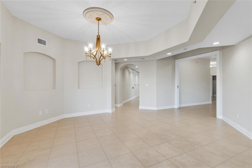 6081 Silver King BLVD 202