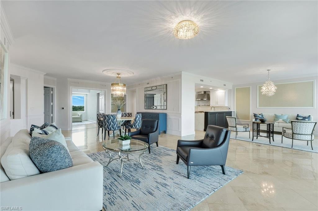 275 Indies WAY 503 photo 15