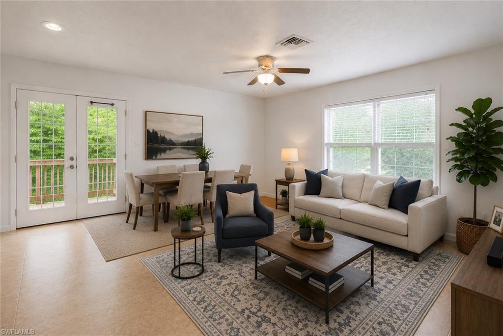 434 Leawood CIR photo 9