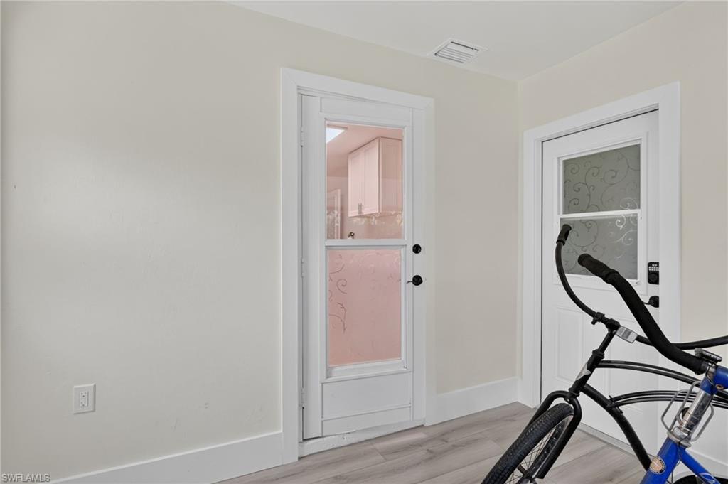 27278 Tennessee ST photo 38