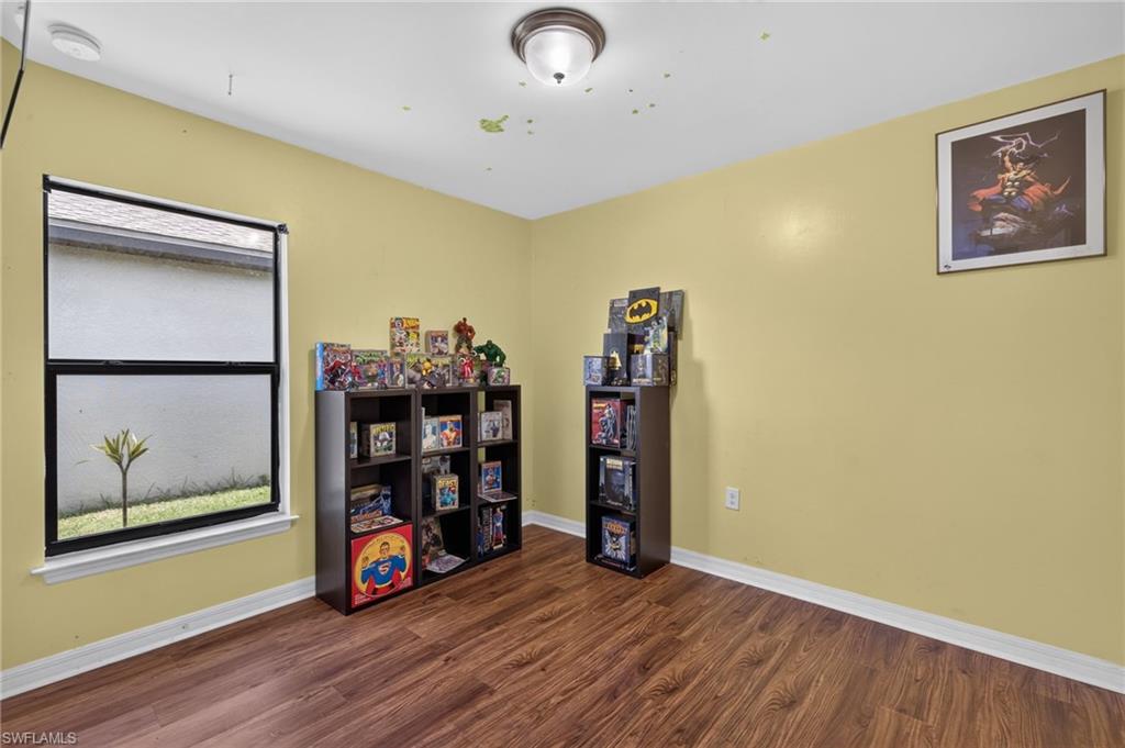 225 Shadow Lakes DR photo 19