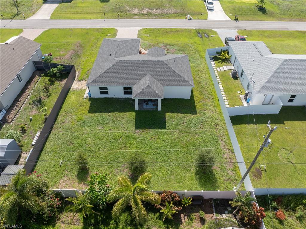 1820 NW 1st AVE photo 27
