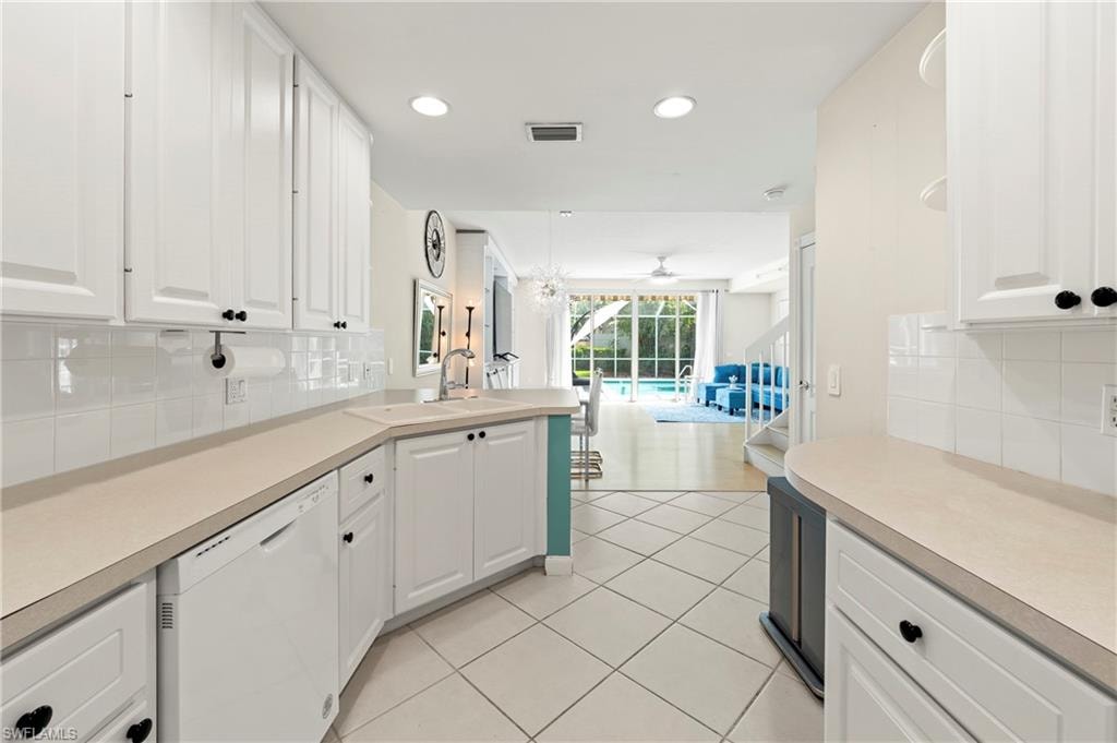 5513 Cove CIR 88 photo 9