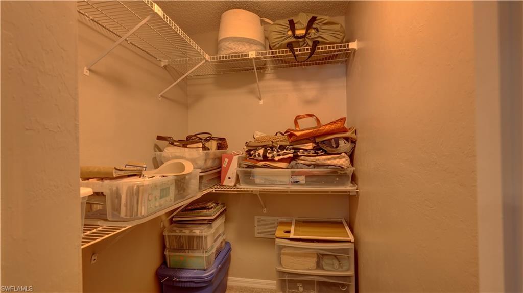 237 SE 20th CT photo 27