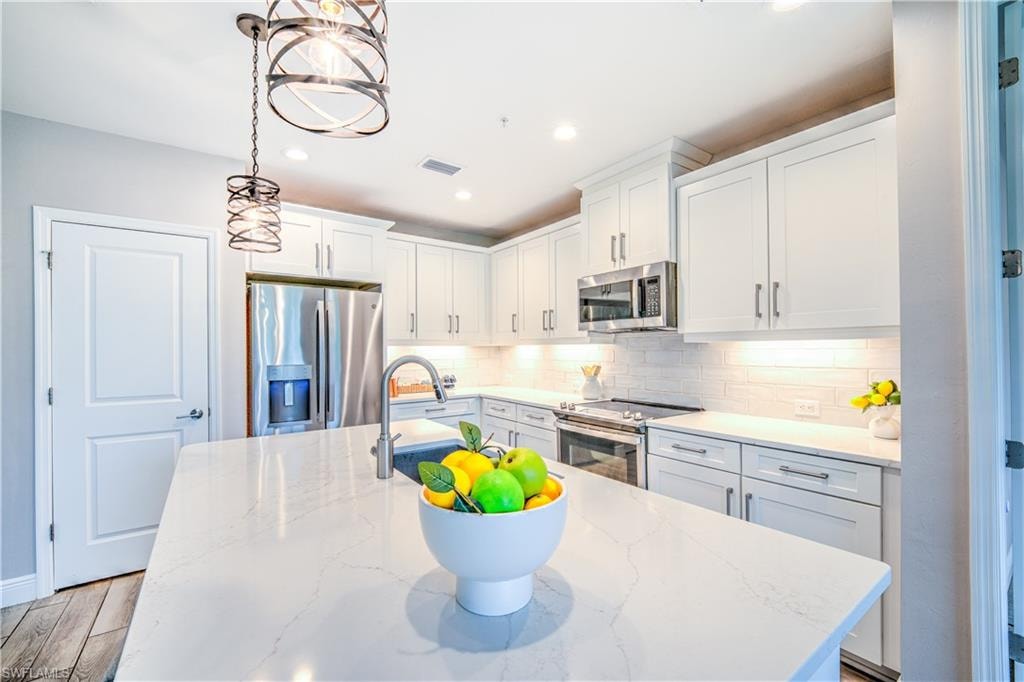 2626 Seychelles CIR 1404 photo 6