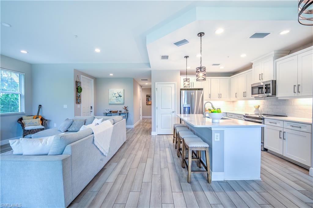 2626 Seychelles CIR 1404 photo 9