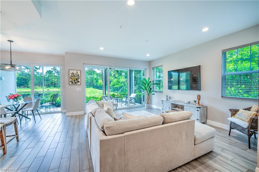 2626 Seychelles CIR 1404 photo 10
