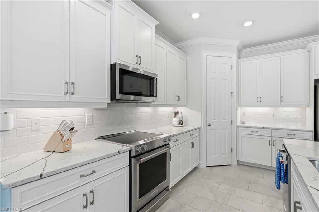 28036 Sanibel Sands ST photo 12
