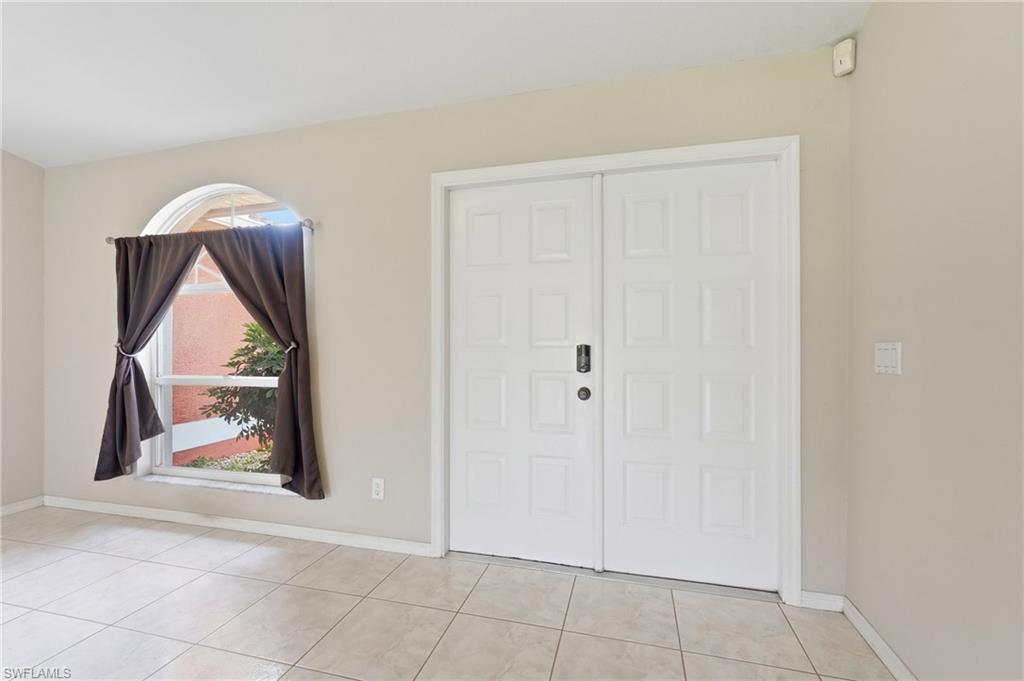 1403 NE Van Loon TER photo 13