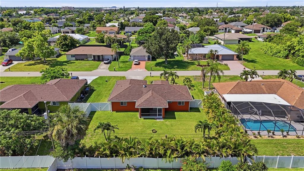 1403 NE Van Loon TER photo 47