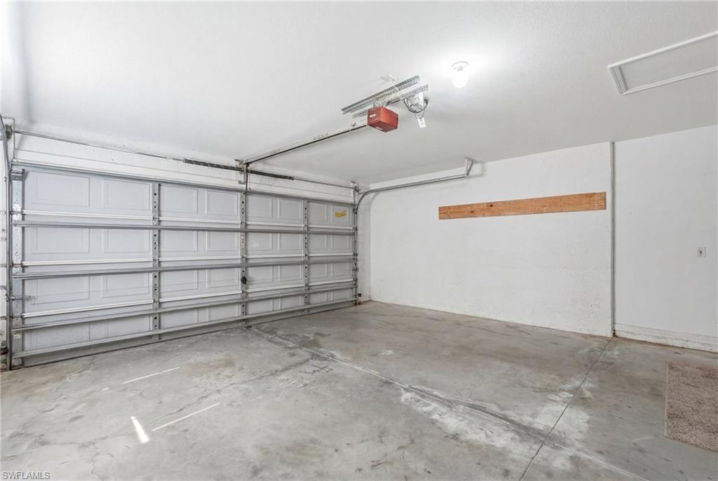 1403 NE Van Loon TER photo 36