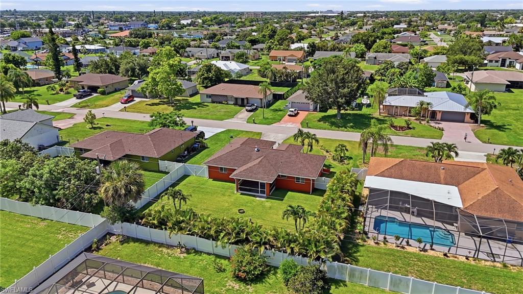 1403 NE Van Loon TER photo 49