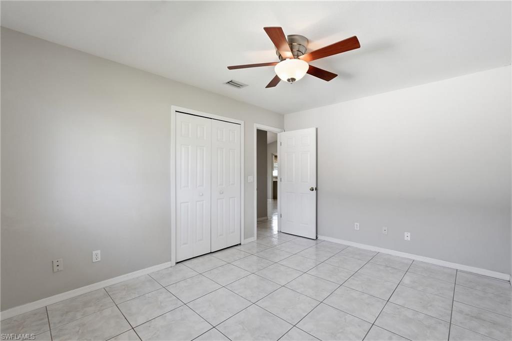 1403 NE Van Loon TER photo 33