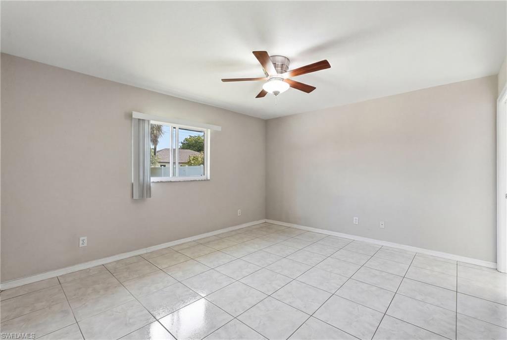 1403 NE Van Loon TER photo 25