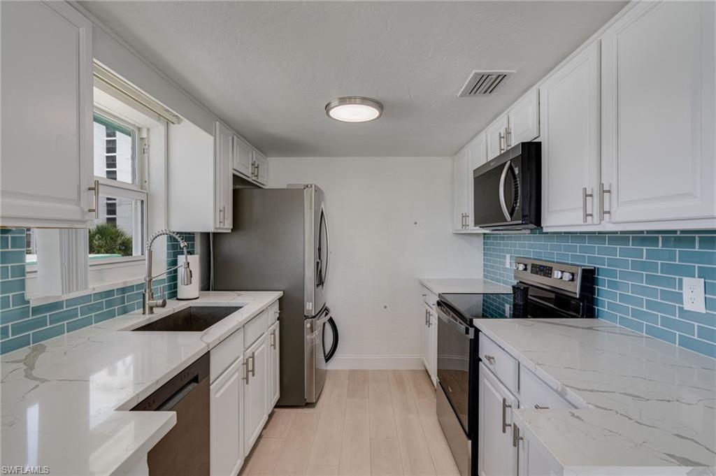 6500 Estero BLVD H302 photo 9