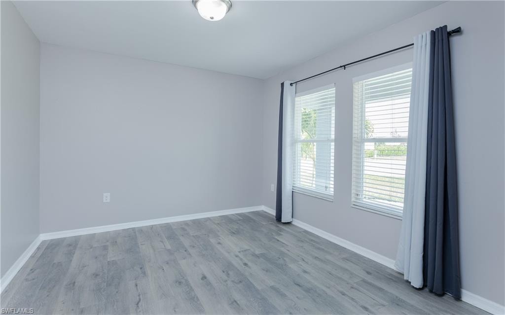 1916 SW 12th TER