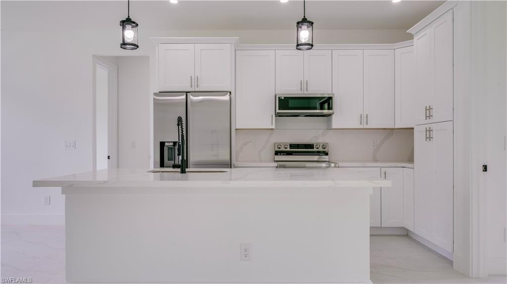 Beautiful quartz backsplash!