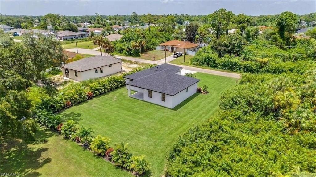 Look at that big backyard! (Virtually enhanced)