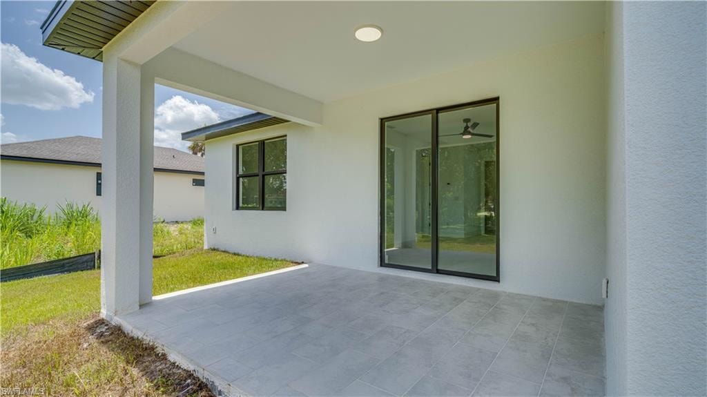 Open covered lanai.