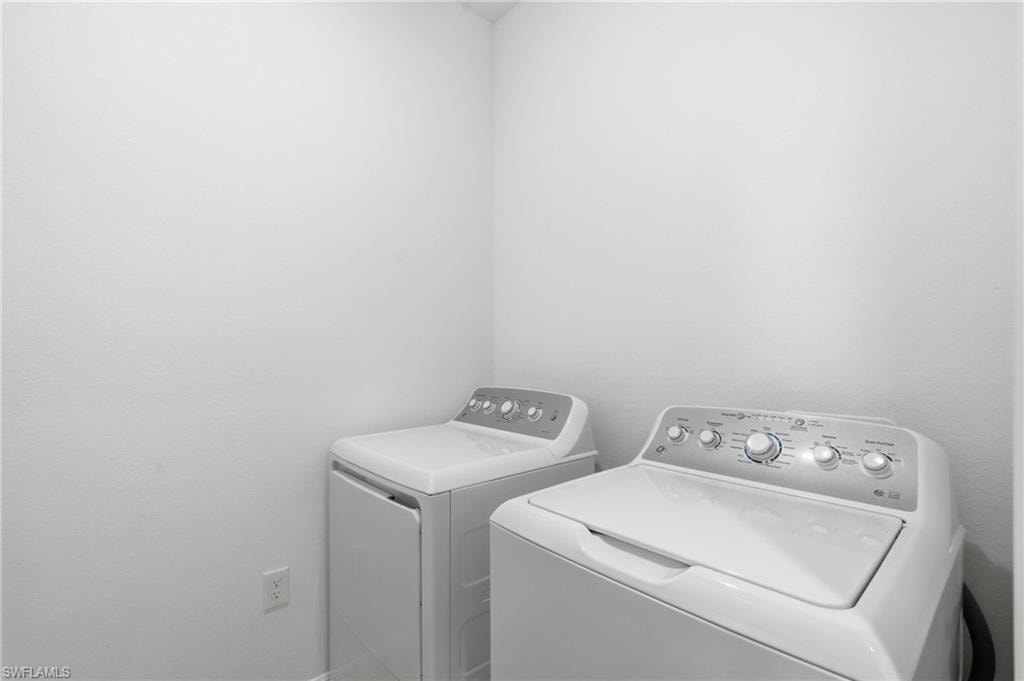 14827 Birchwood CT 6122 photo 26