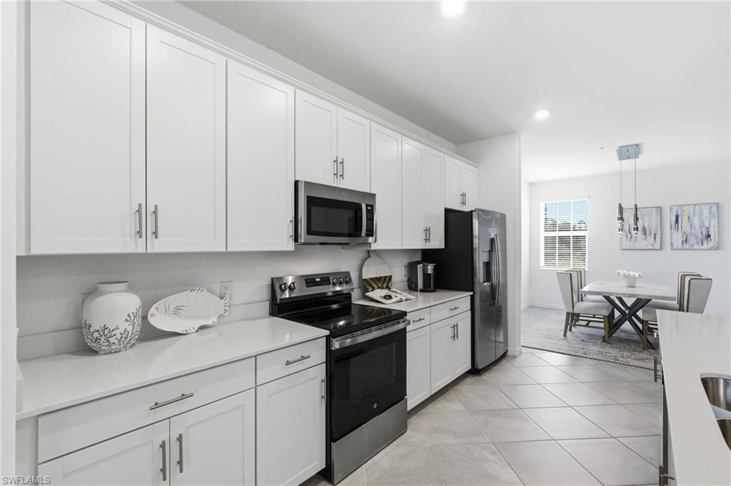 14827 Birchwood CT 6122 photo 9