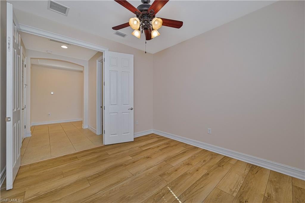 3899 Eldon ST photo 23