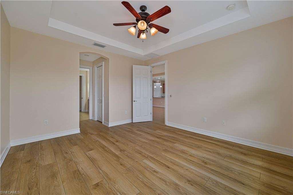 3899 Eldon ST photo 17