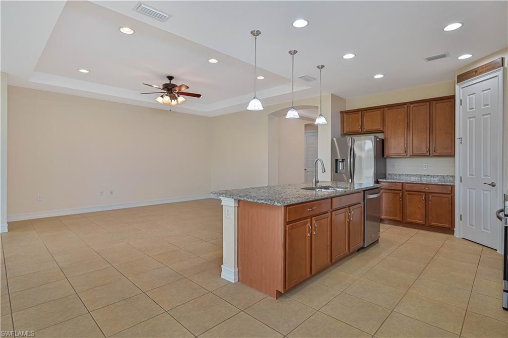 3899 Eldon ST photo 12