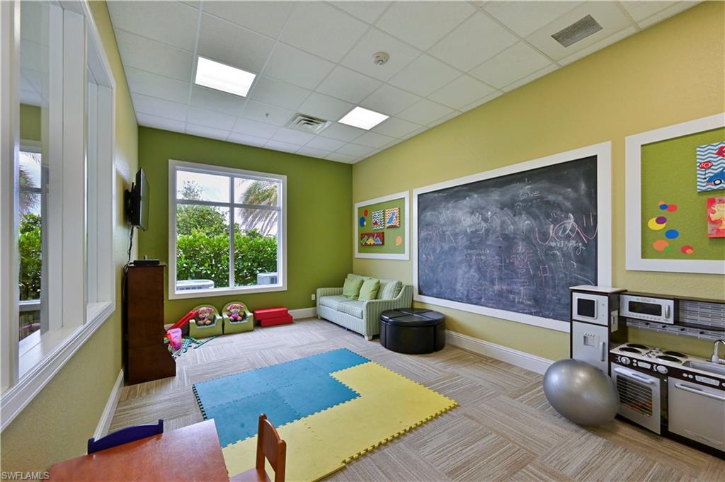 3899 Eldon ST photo 36