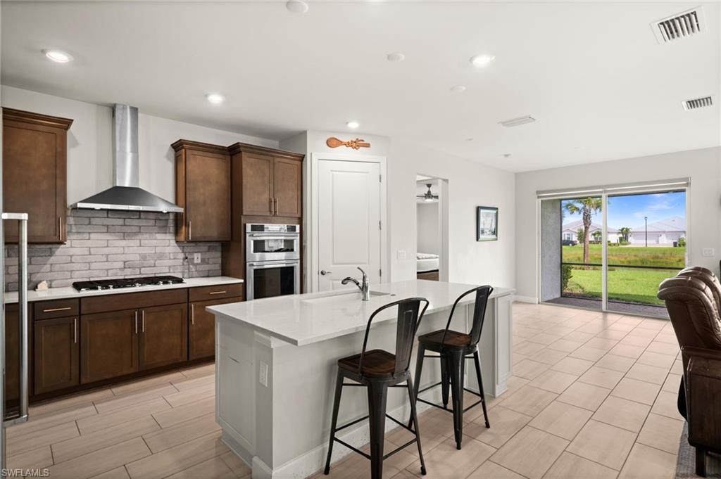42364 Edgewater DR