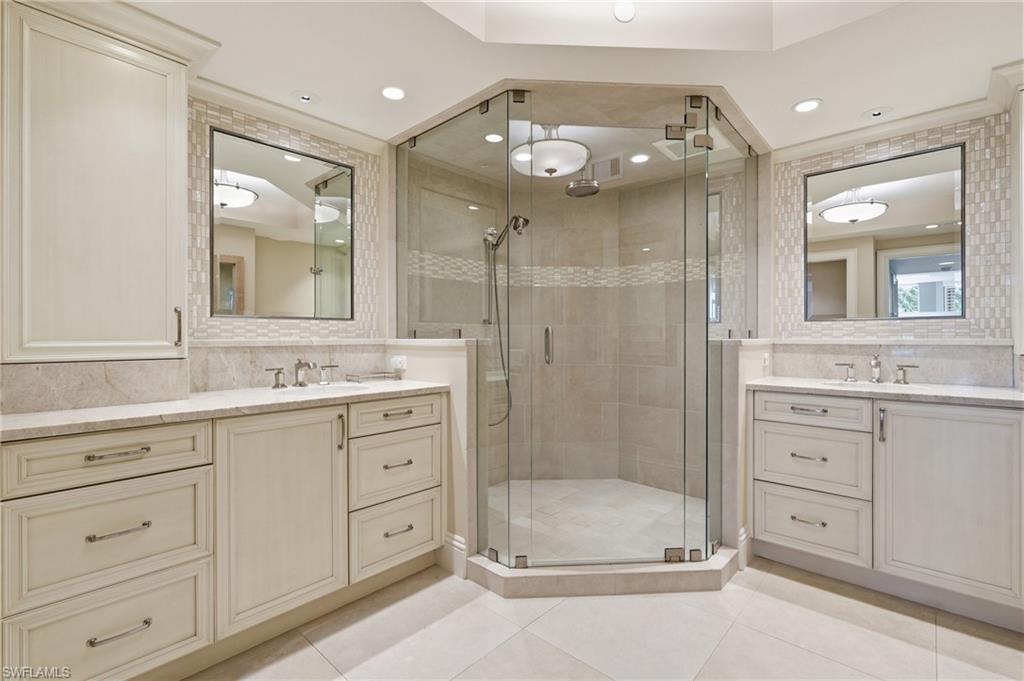 7225 Pelican Bay BLVD 302 photo 13