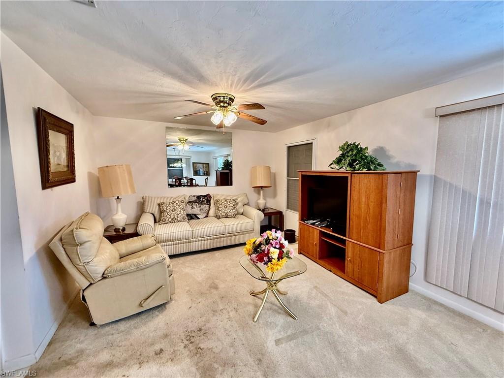4 Desert Ash CT photo 8