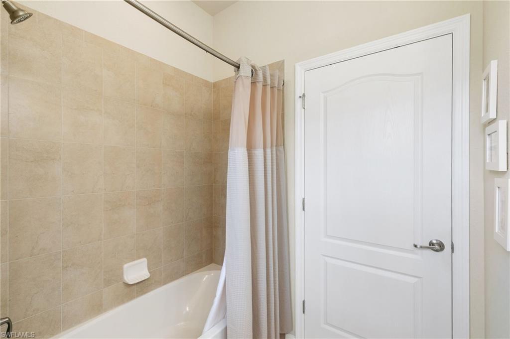 3934 Sapphire WAY photo 21