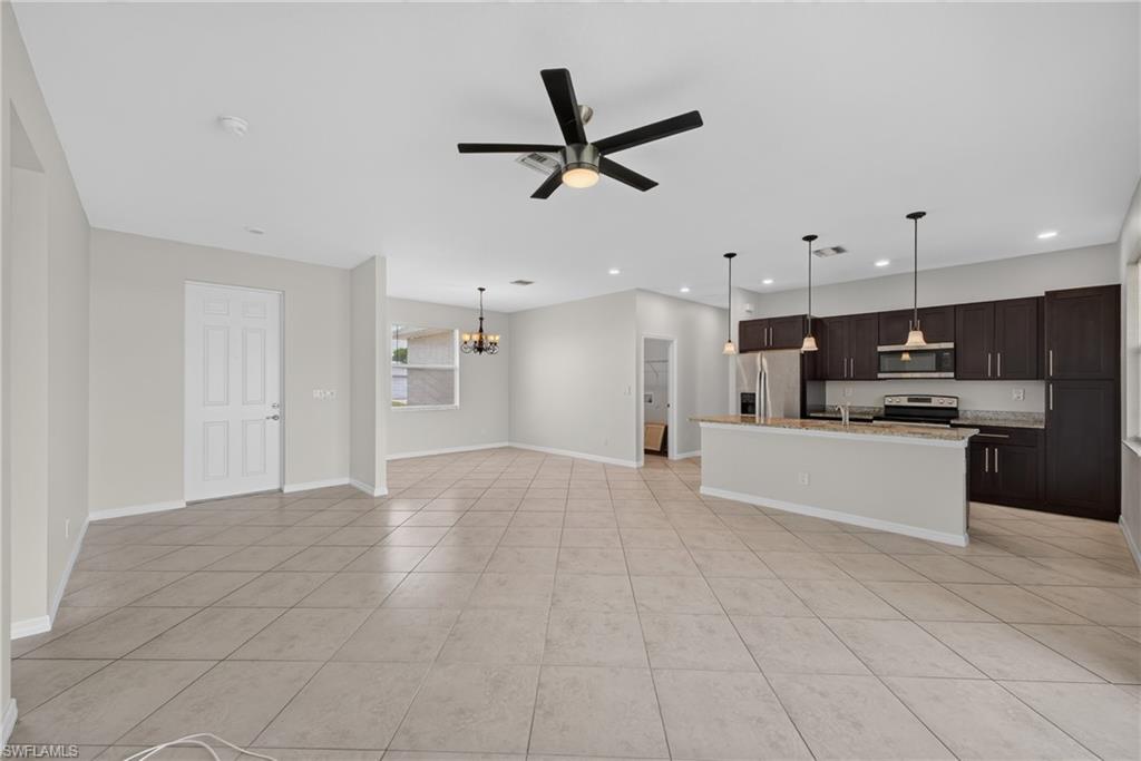 2714 NW 1st PL