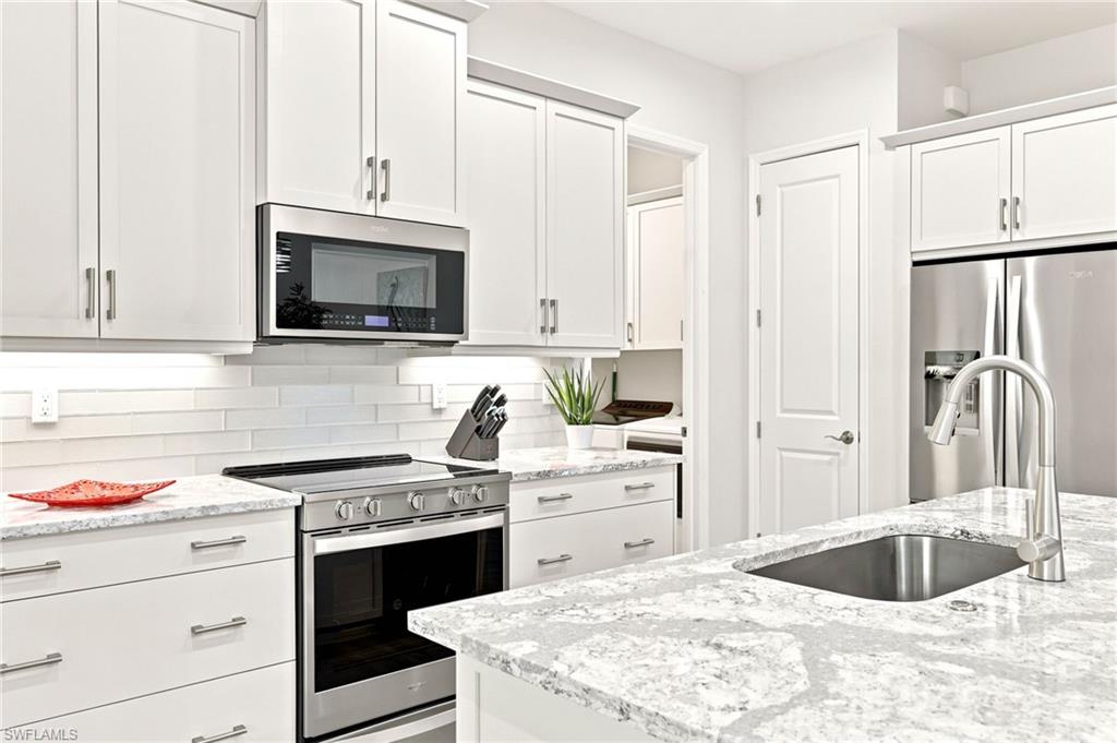 7239 Saona CT photo 7