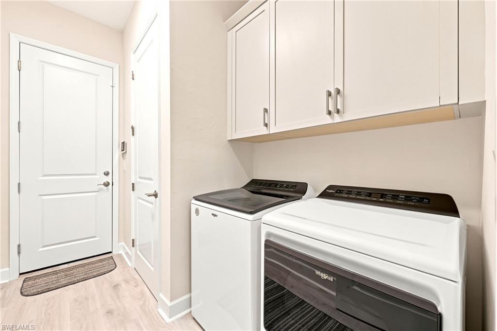 7239 Saona CT photo 14