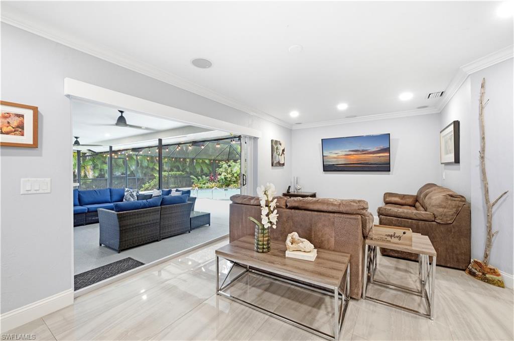 Tv room off pool