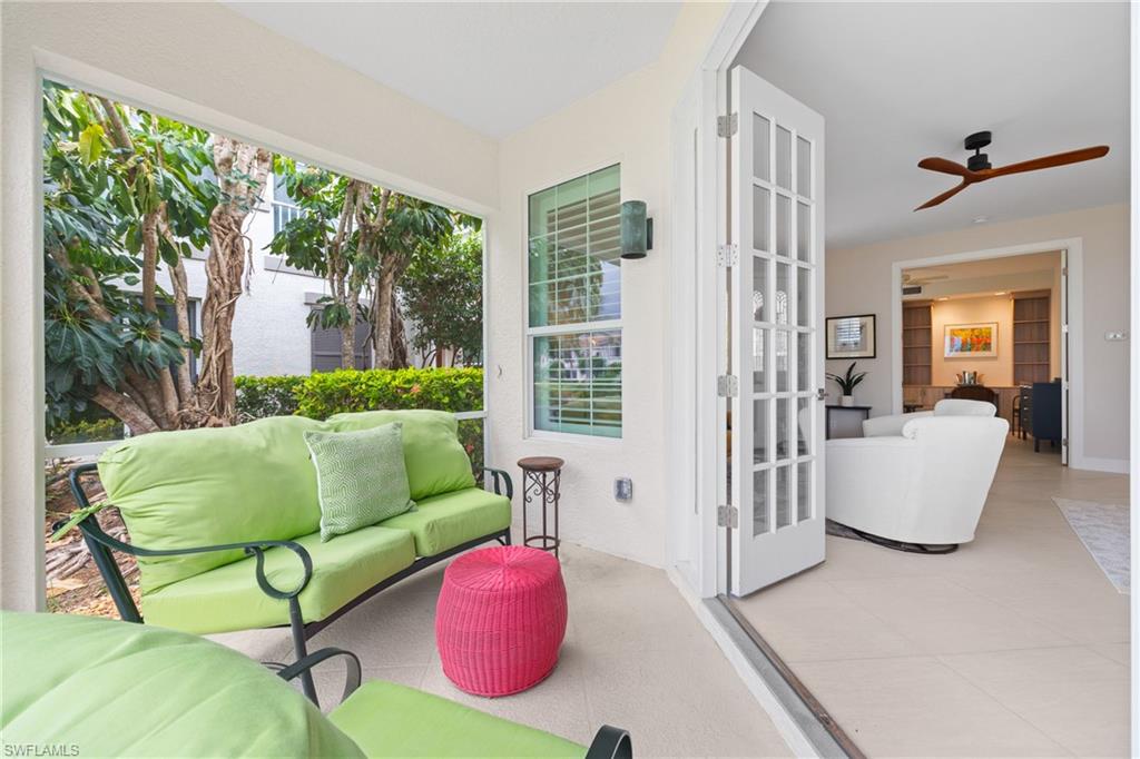 142 Colonade CIR 701 photo 32