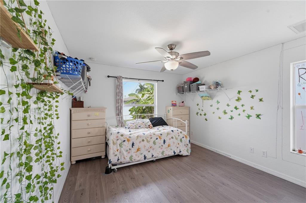 3418 Oasis BLVD photo 17