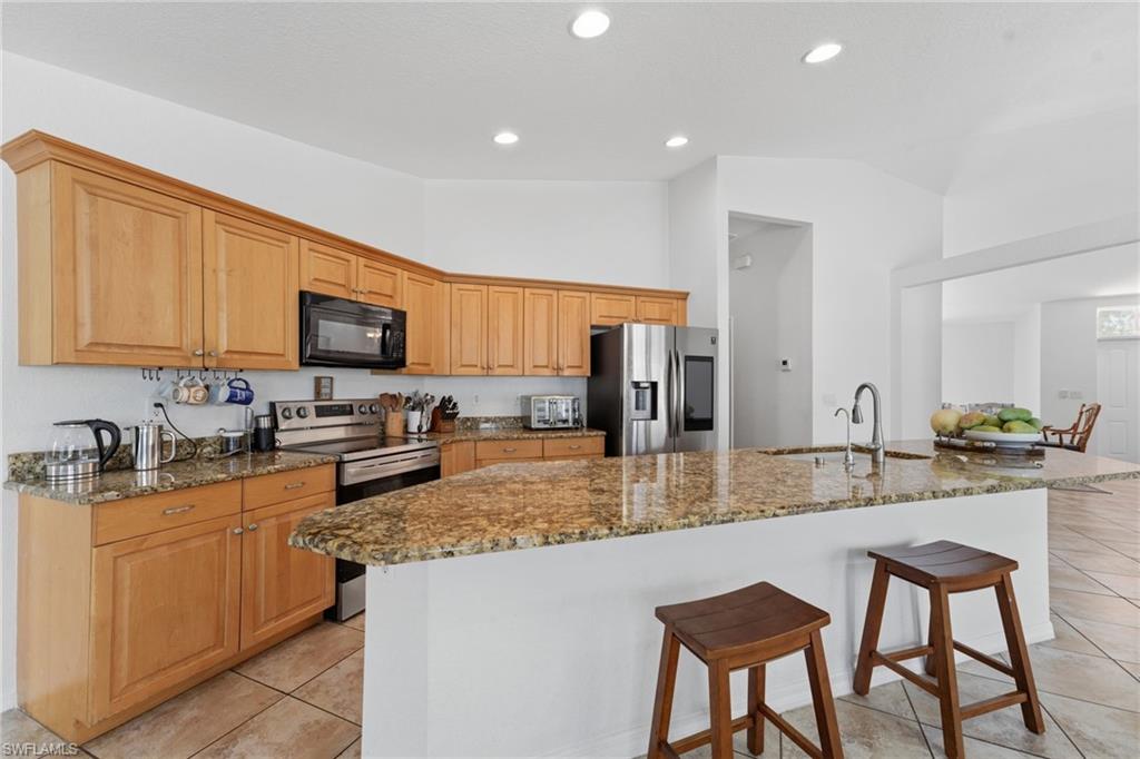 3418 Oasis BLVD photo 10