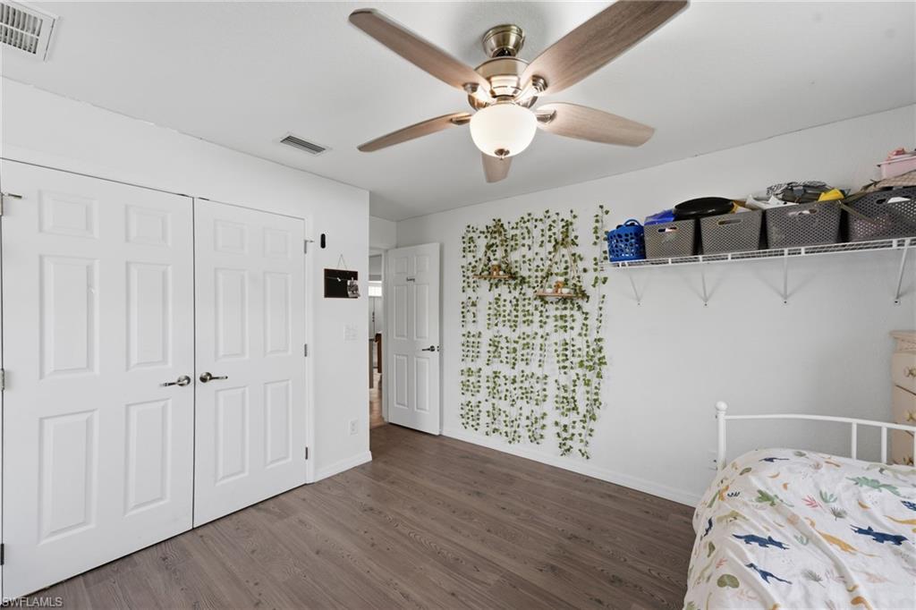 3418 Oasis BLVD photo 18