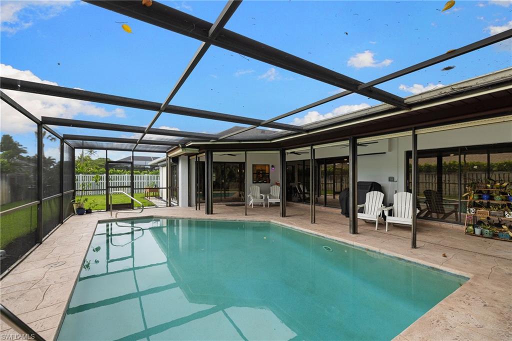 433 Golfview DR photo 8