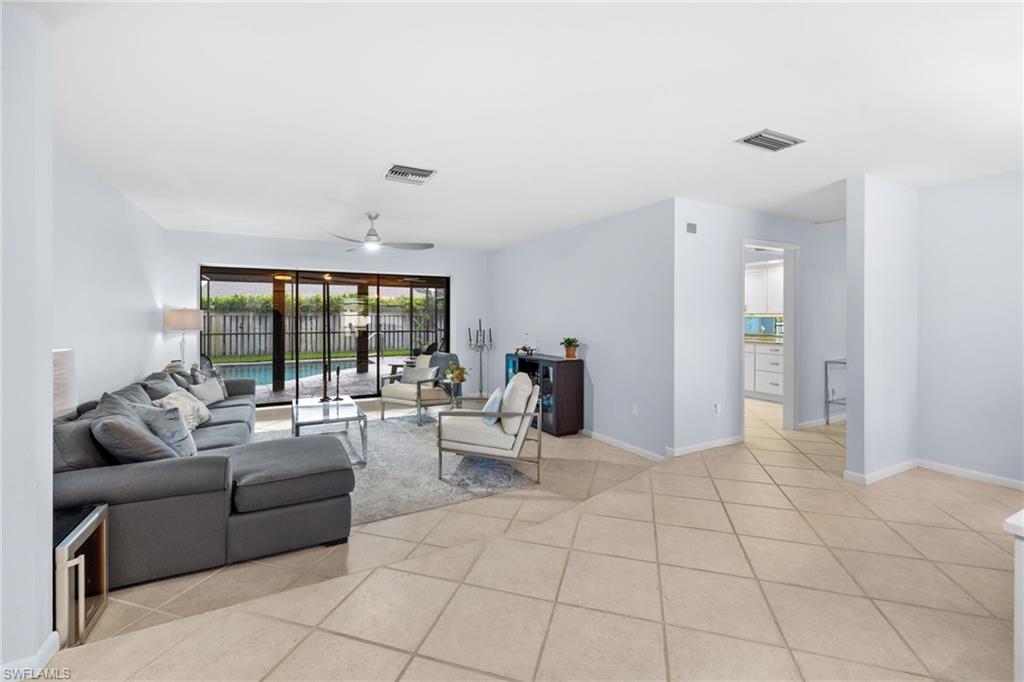 433 Golfview DR photo 25