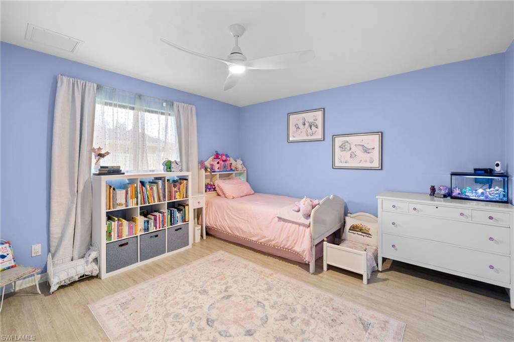 433 Golfview DR photo 21